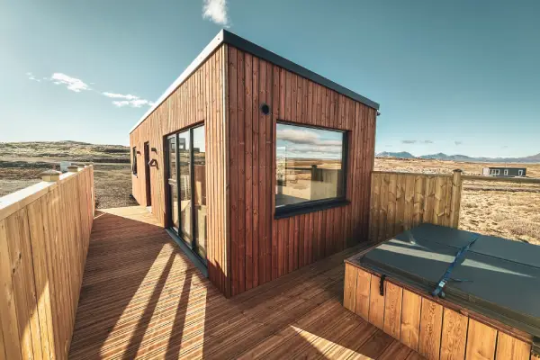 Modern Blue View Cabin with private terrace and panoramic views near Reykholt, Golden Circle